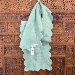 NWT Anthropologie Maeve Scalloped Scarf Ribbed Minty Green
